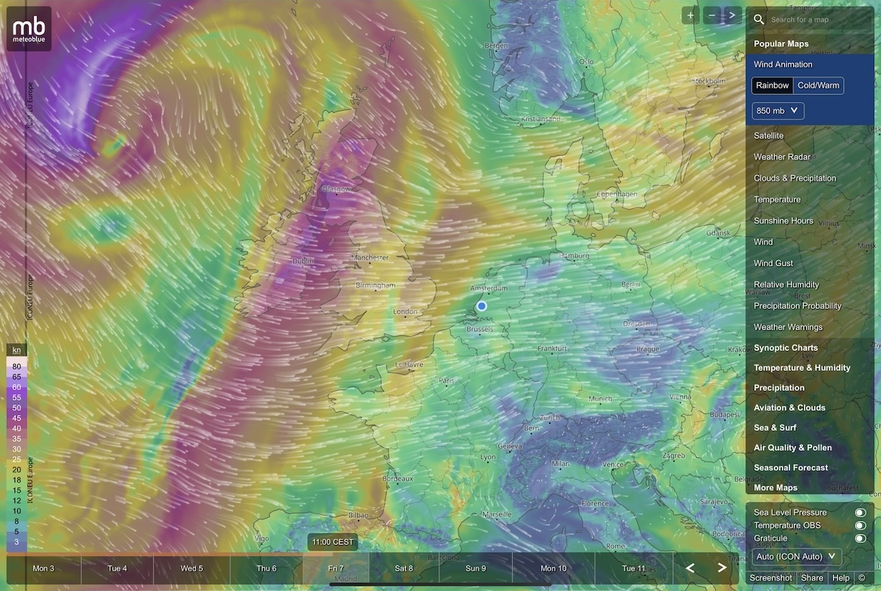 Waether map showing a storm